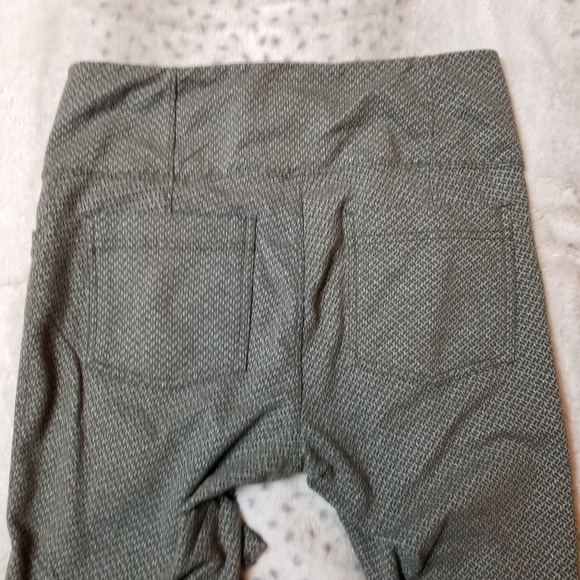 Athleta pocket full length leggings - Picture 4 of 6